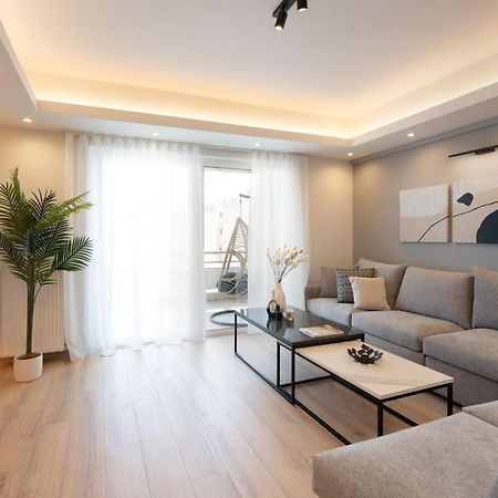 Luxury 4 Bedrooms Apartment Near Flisvos Marina 比雷埃夫斯 外观 照片