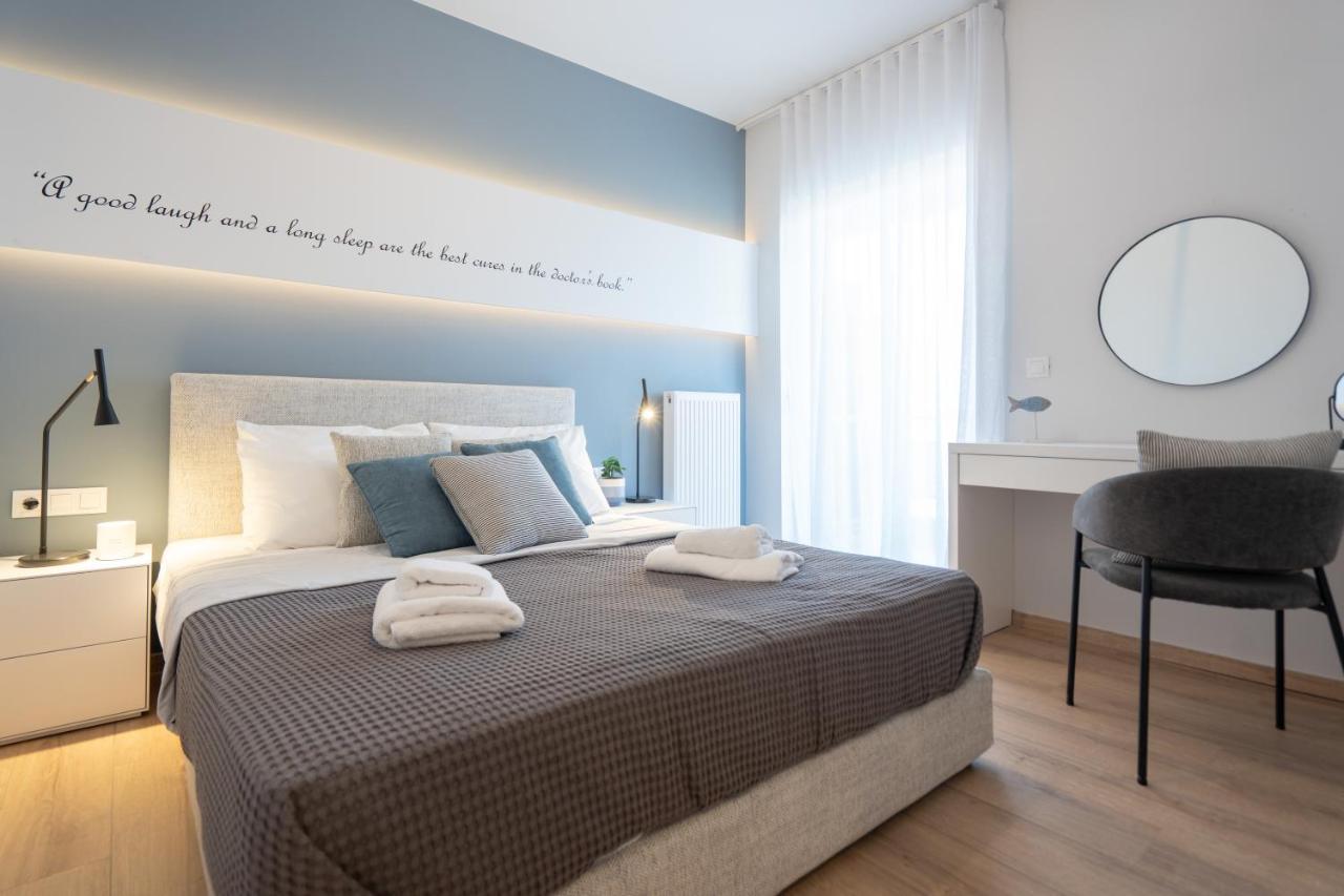 Luxury 4 Bedrooms Apartment Near Flisvos Marina 比雷埃夫斯 外观 照片