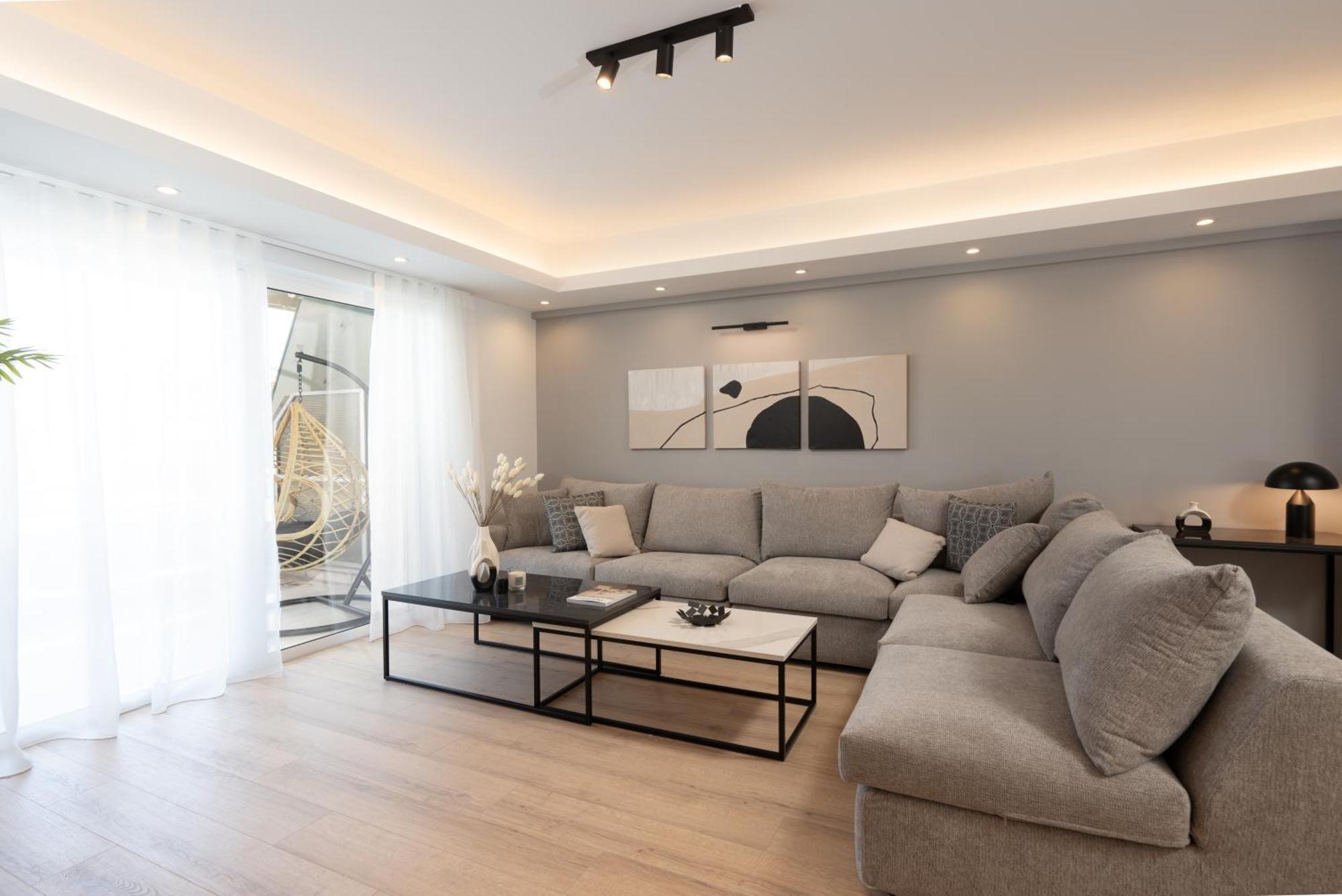 Luxury 4 Bedrooms Apartment Near Flisvos Marina 比雷埃夫斯 外观 照片