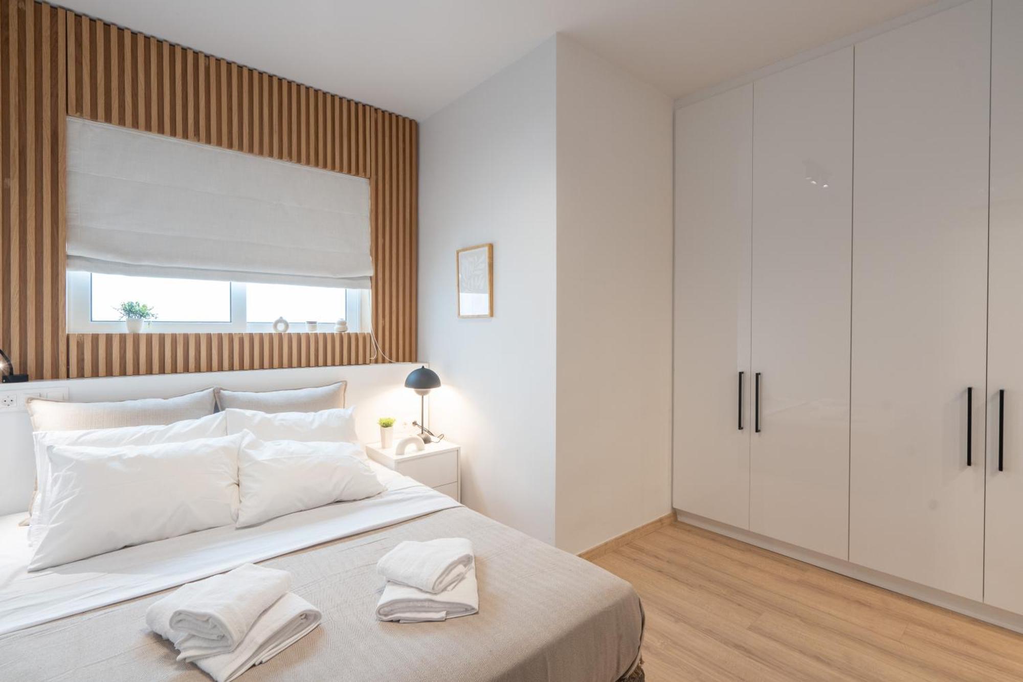 Luxury 4 Bedrooms Apartment Near Flisvos Marina 比雷埃夫斯 外观 照片