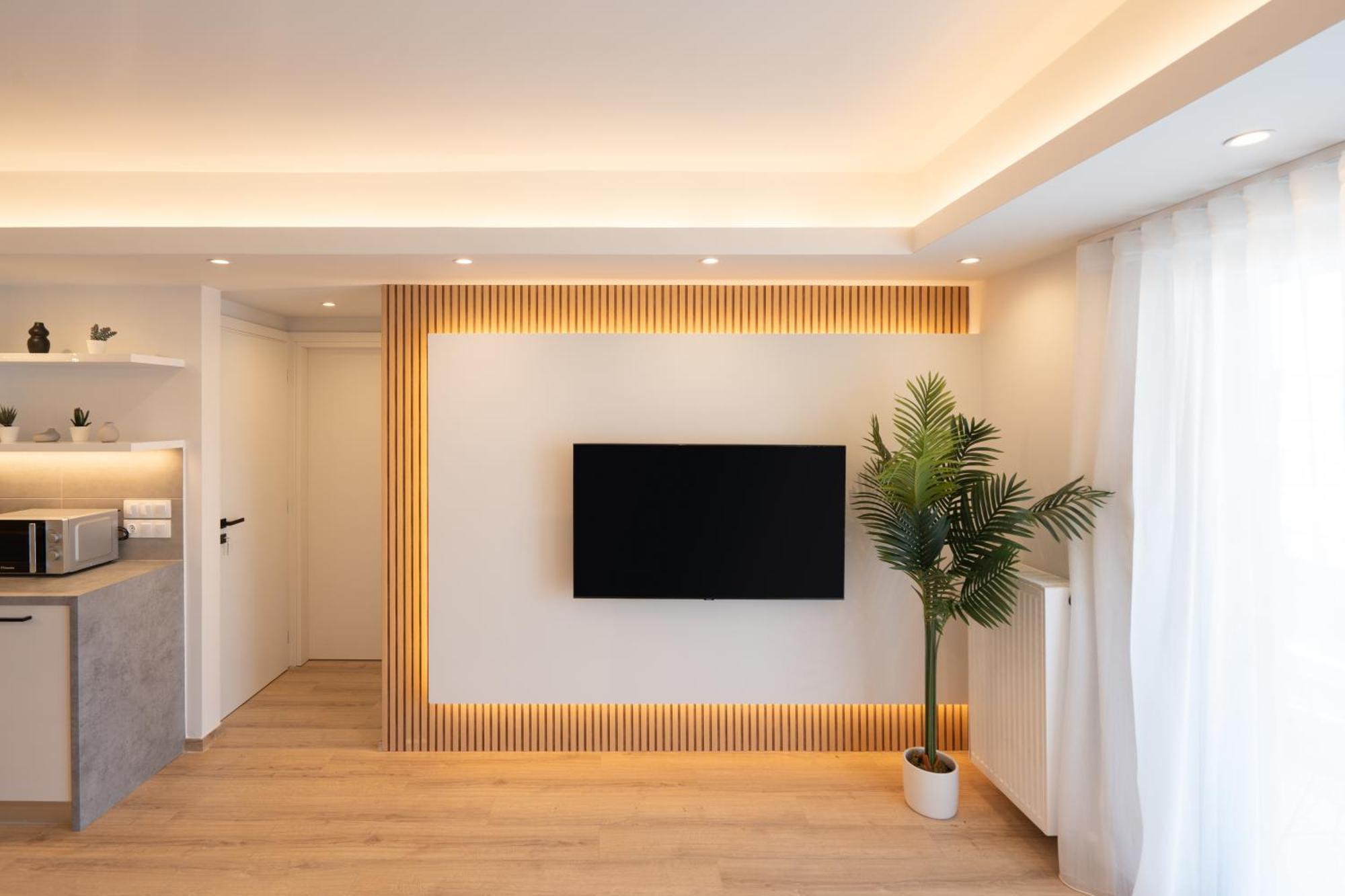 Luxury 4 Bedrooms Apartment Near Flisvos Marina 比雷埃夫斯 外观 照片